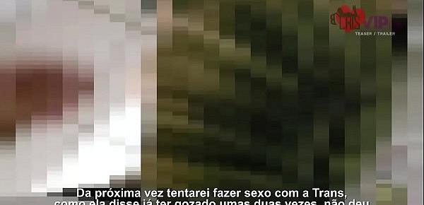  Cristina Almeida com uma Trans, juntamente com o corno do seu marido que filma toda a brincadeira, mete gostoso e goza na boca da trans.